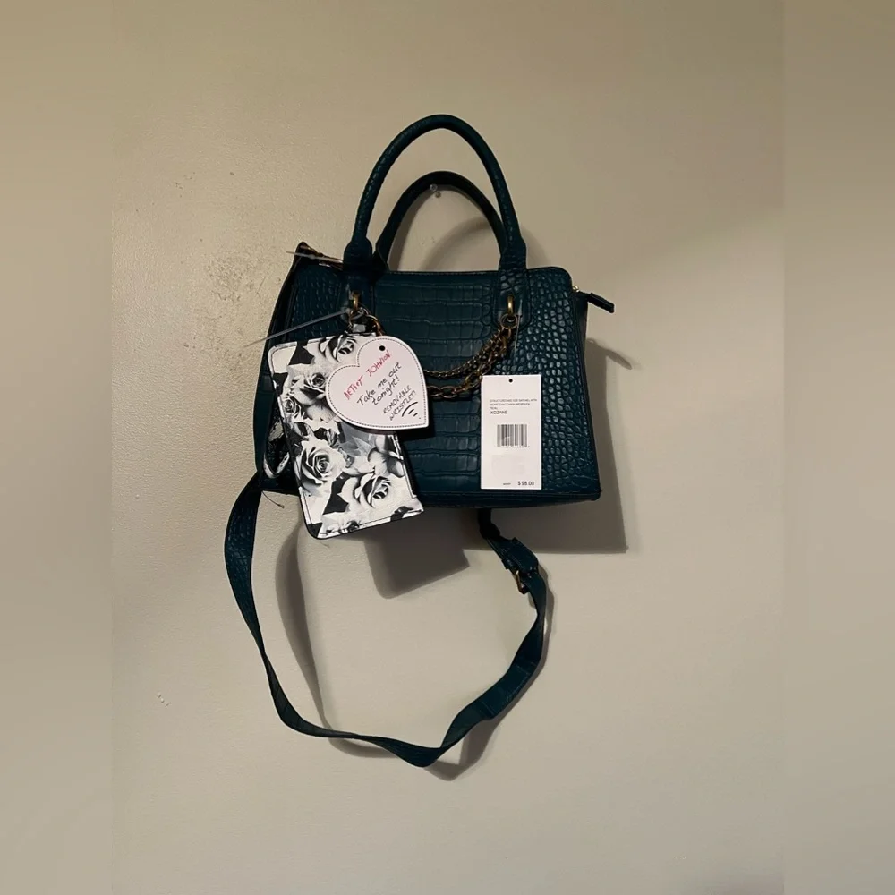 Betsey Johnson Teal Mid-Size Purse (FREE WRISTLET INCLUDED) - Picture 5 of 11